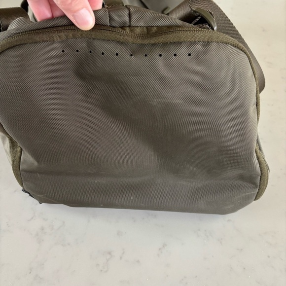 Lululemon Dark Green Duffle Bag - Picture 7 of 16